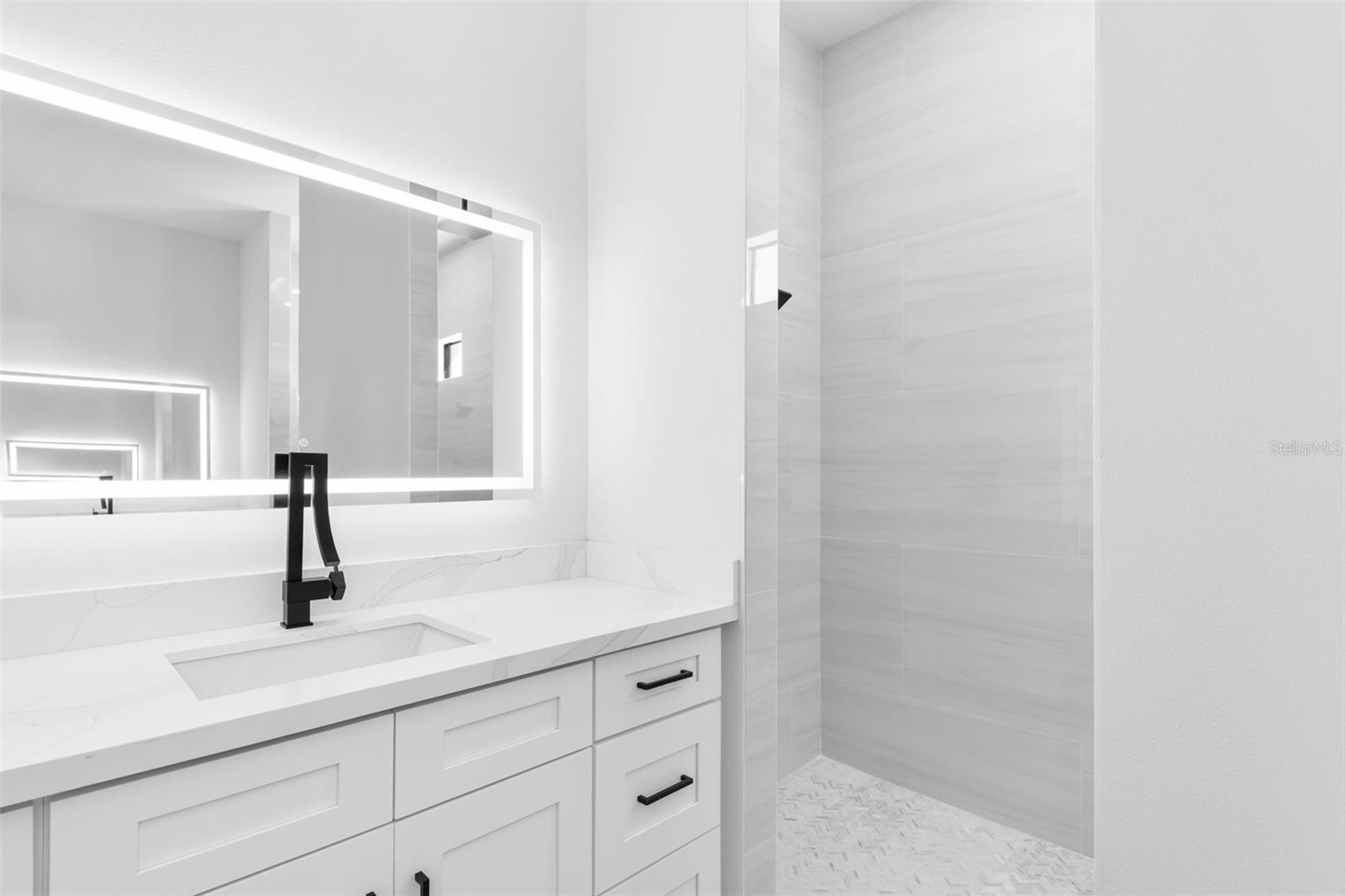 Image 27 of 66 For 15218 Appleton Boulevard