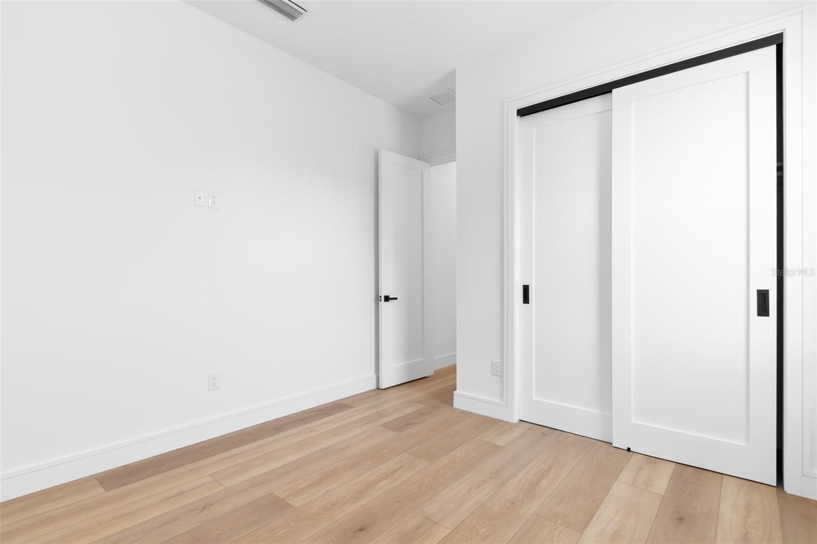 Image 36 of 66 For 15218 Appleton Boulevard