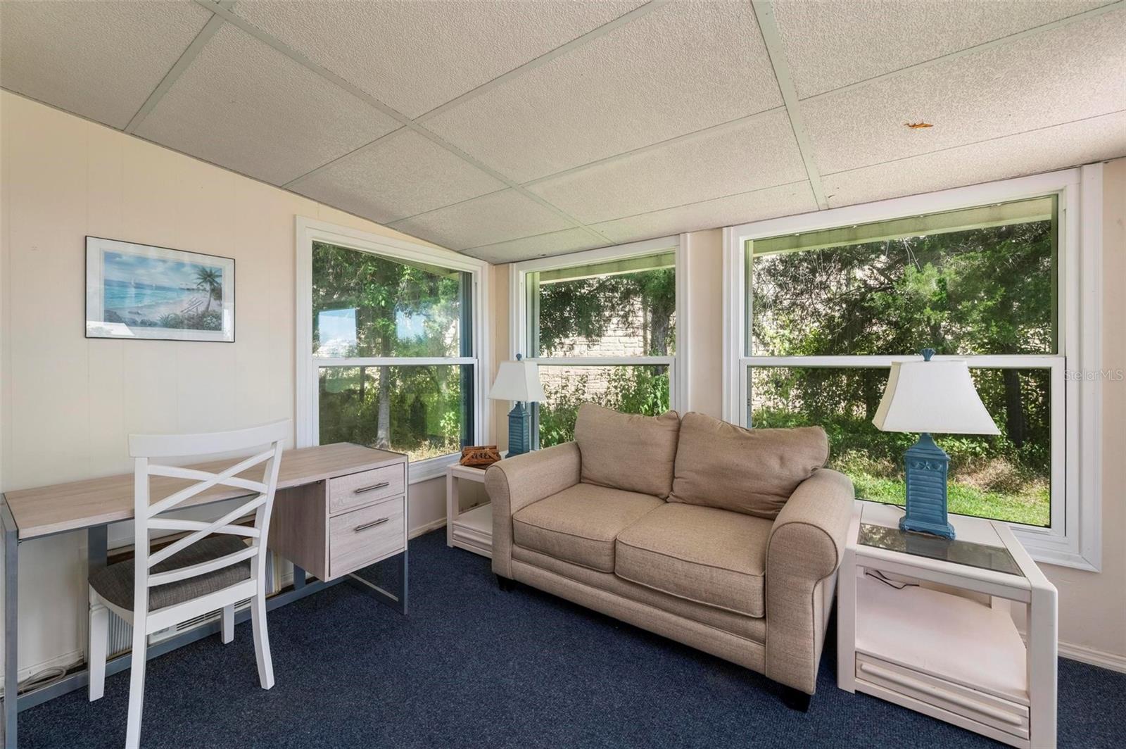 Image 22 of 59 For 1000 Kings Highway 328