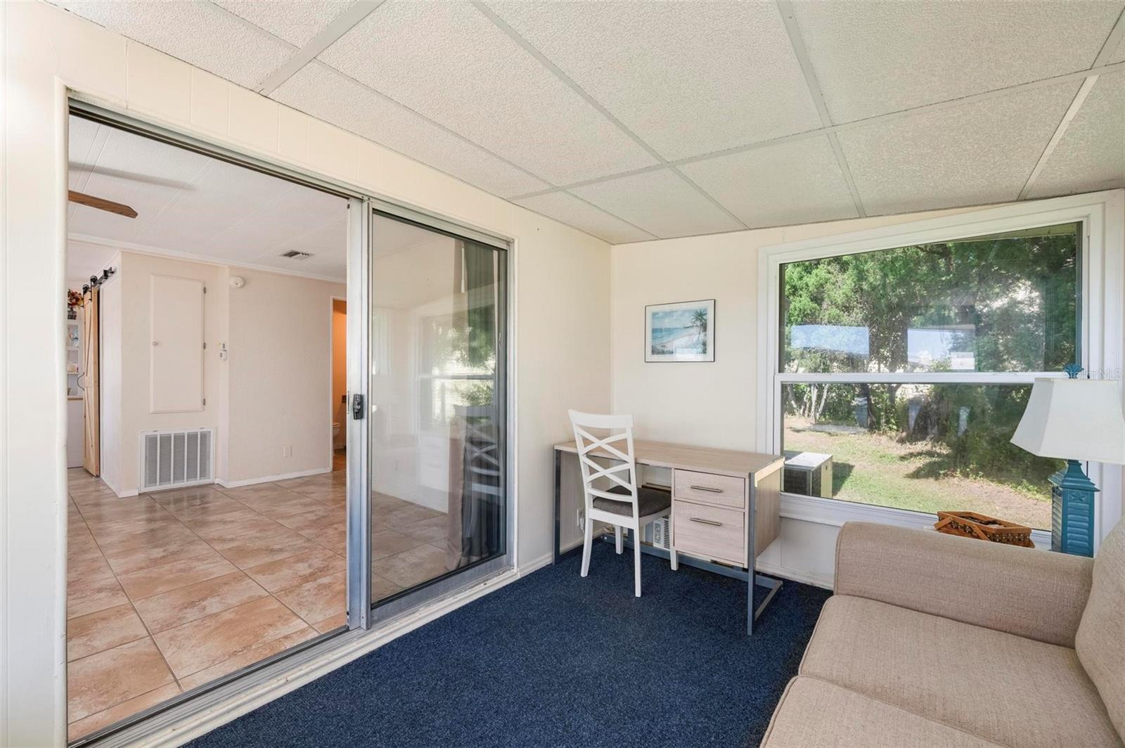 Image 23 of 59 For 1000 Kings Highway 328