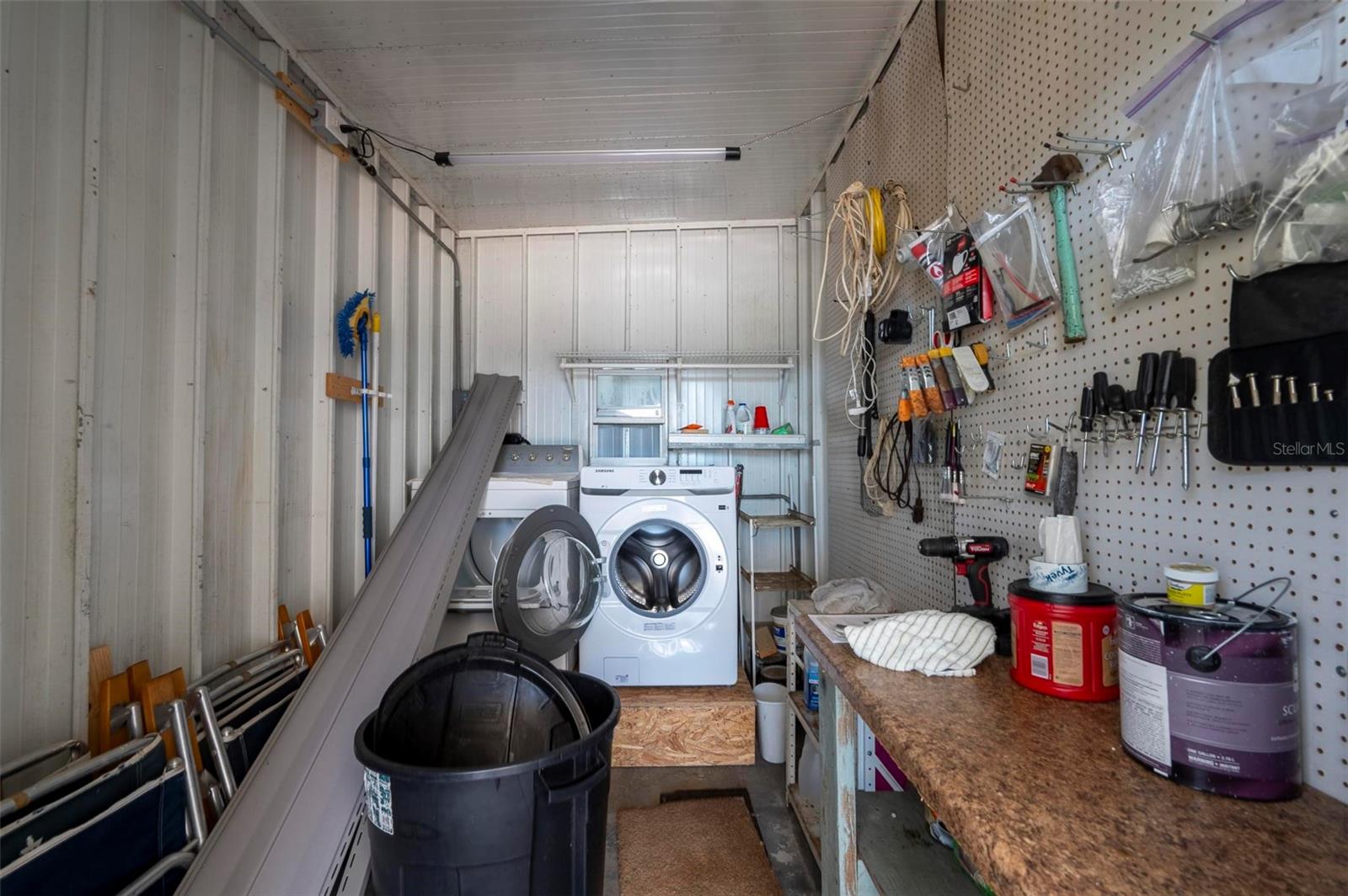 Image 24 of 59 For 1000 Kings Highway 328