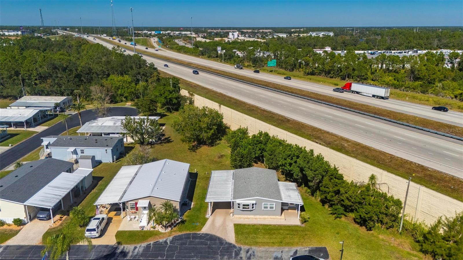 Image 41 of 59 For 1000 Kings Highway 328