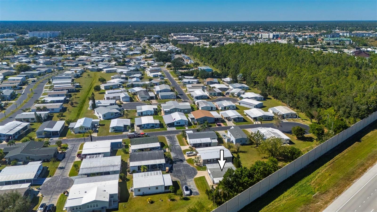 Image 44 of 59 For 1000 Kings Highway 328