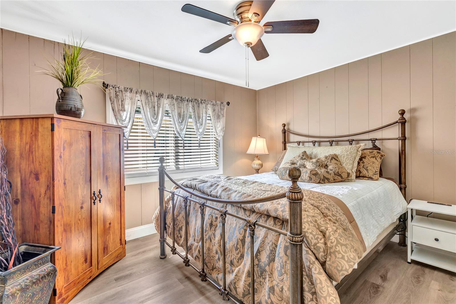 Image 13 of 54 For 2100 Kings Highway 283