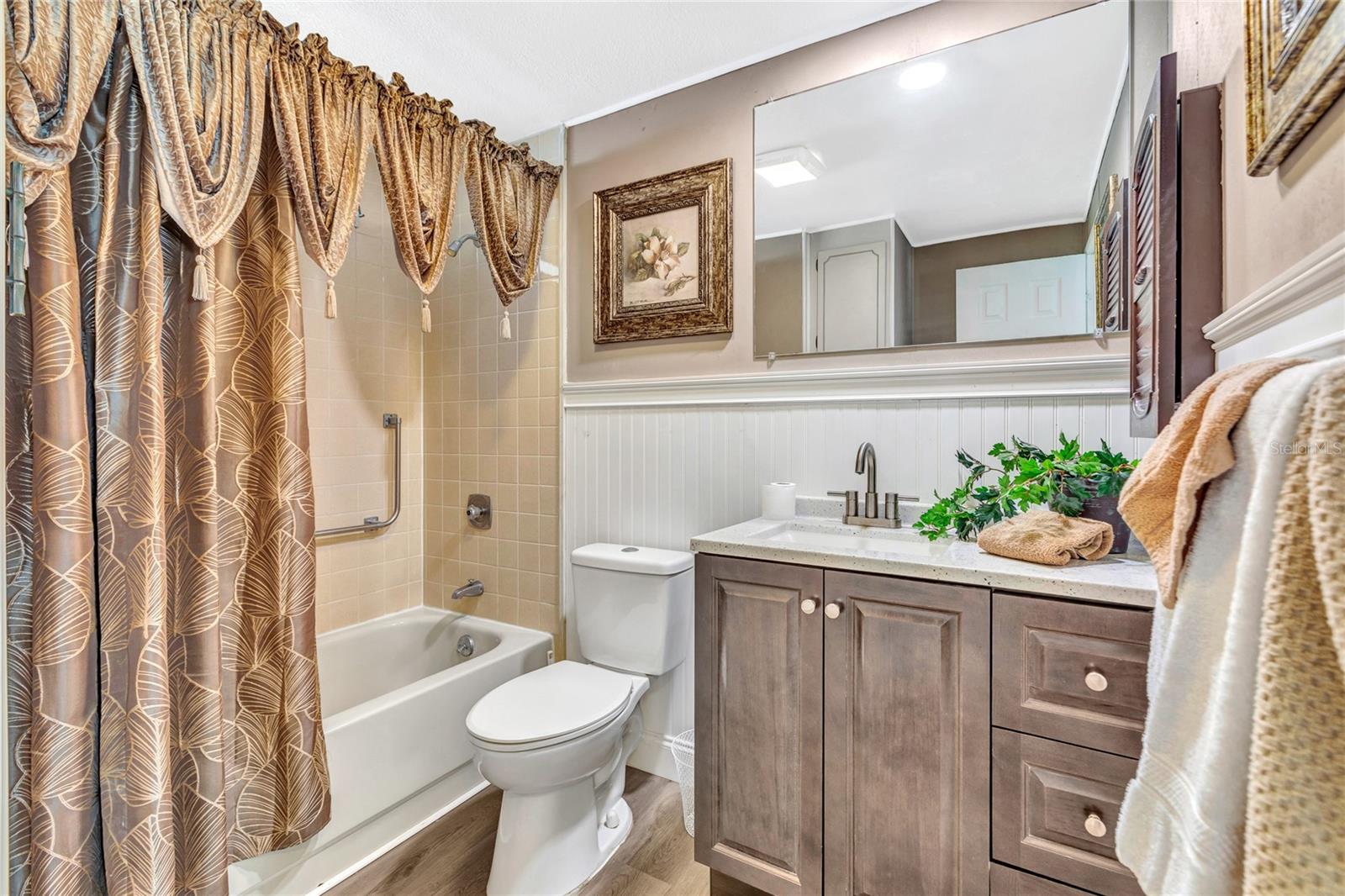 Image 14 of 54 For 2100 Kings Highway 283