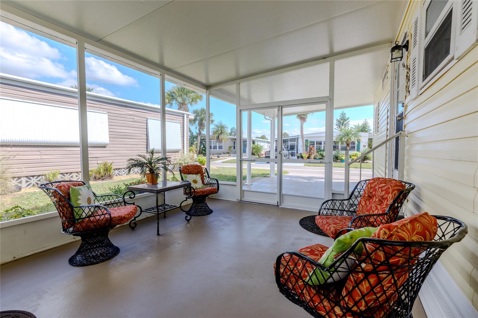 Image 3 of 54 For 2100 Kings Highway 283