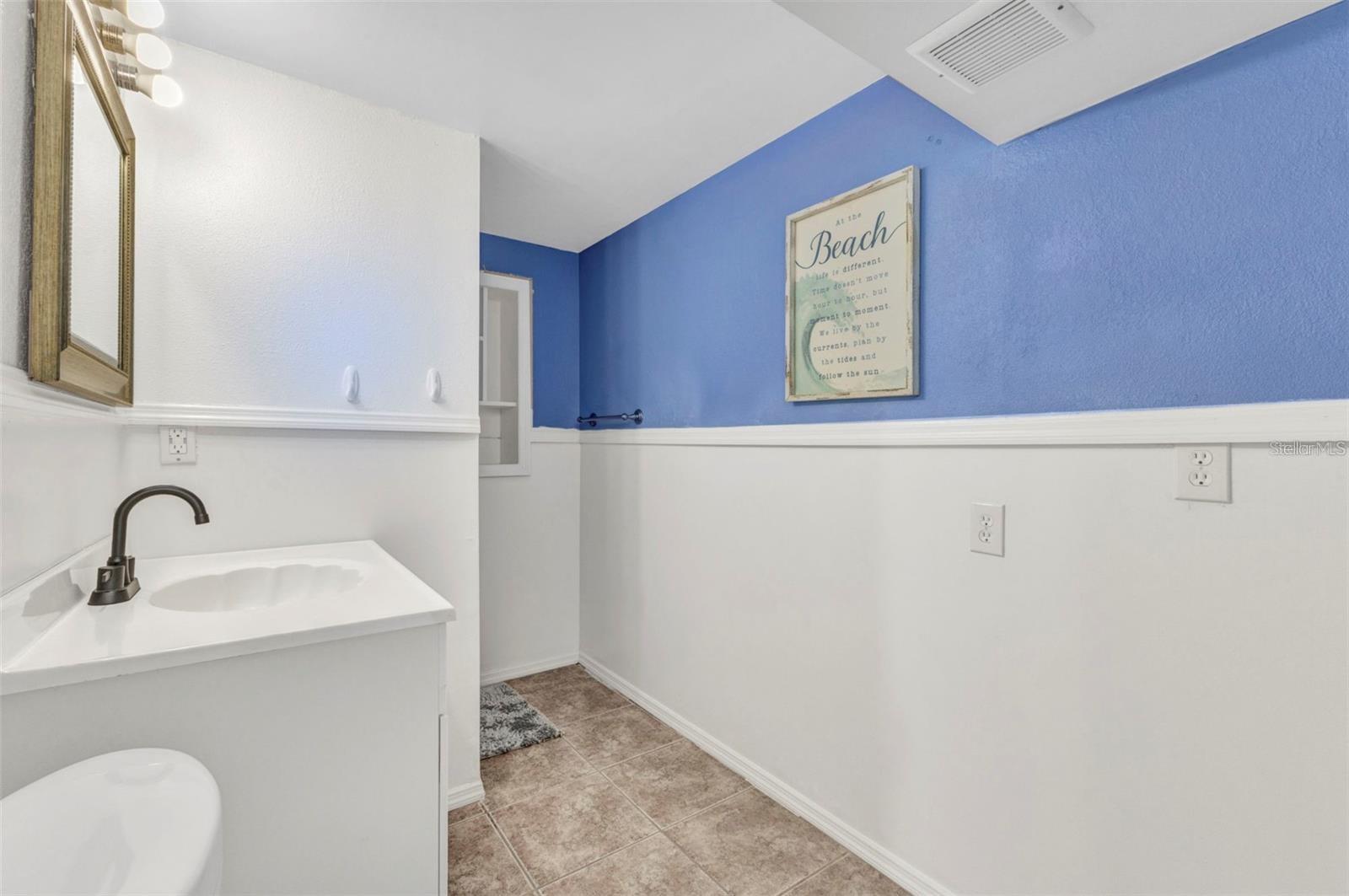 Image 12 of 38 For 312 Darst Avenue