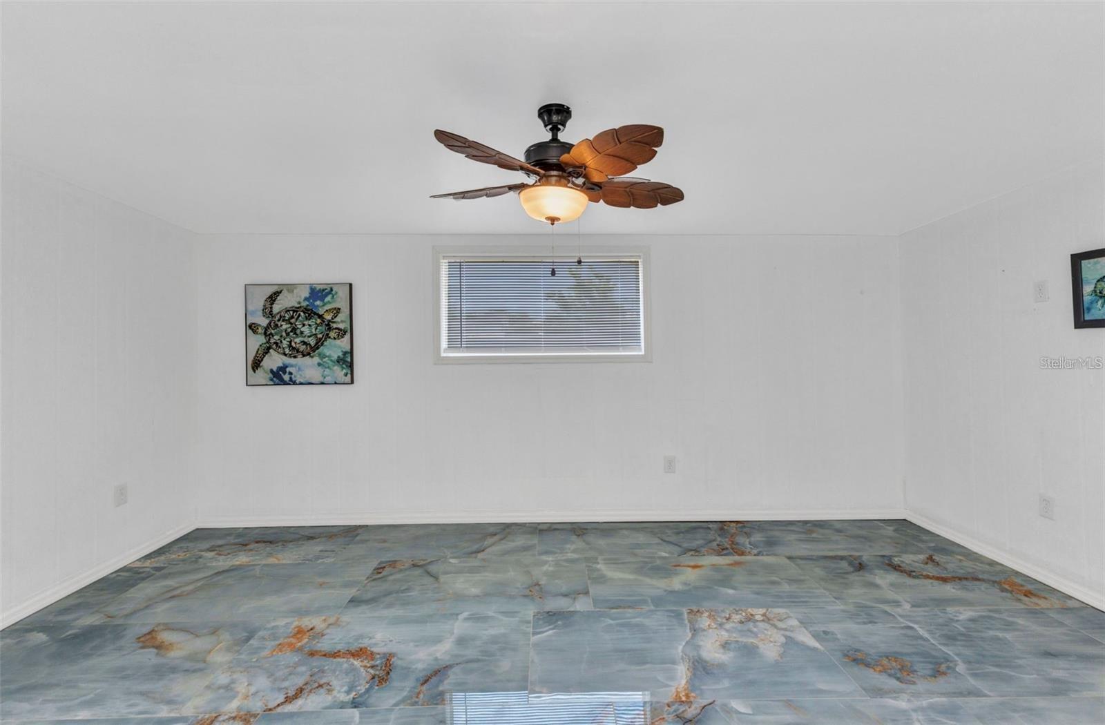 Image 22 of 38 For 312 Darst Avenue