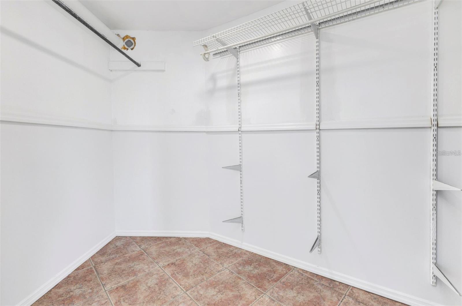 Image 6 of 38 For 312 Darst Avenue