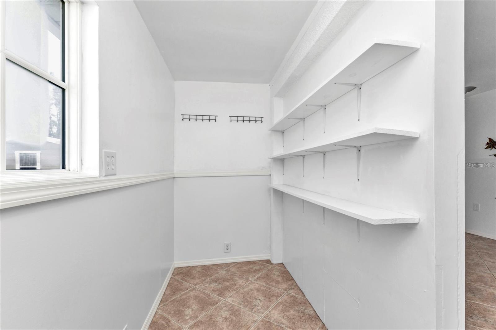 Image 7 of 38 For 312 Darst Avenue