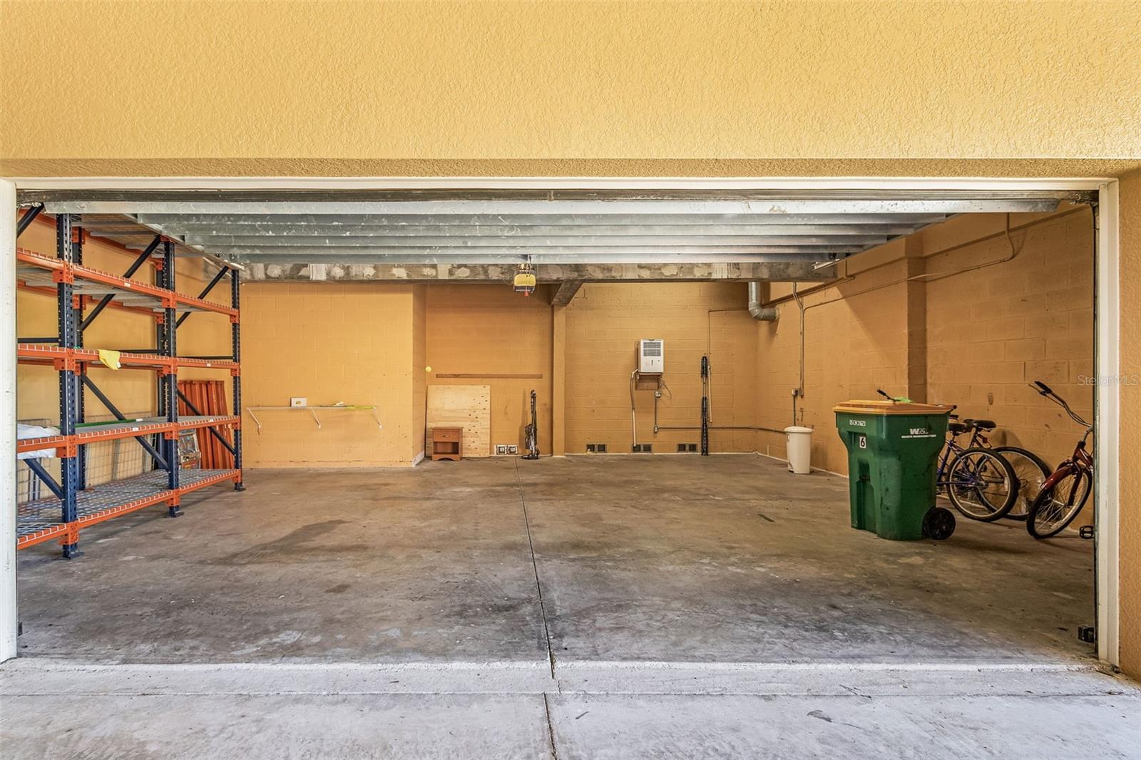 Image 37 of 44 For 17495 Boca Vista Road 6