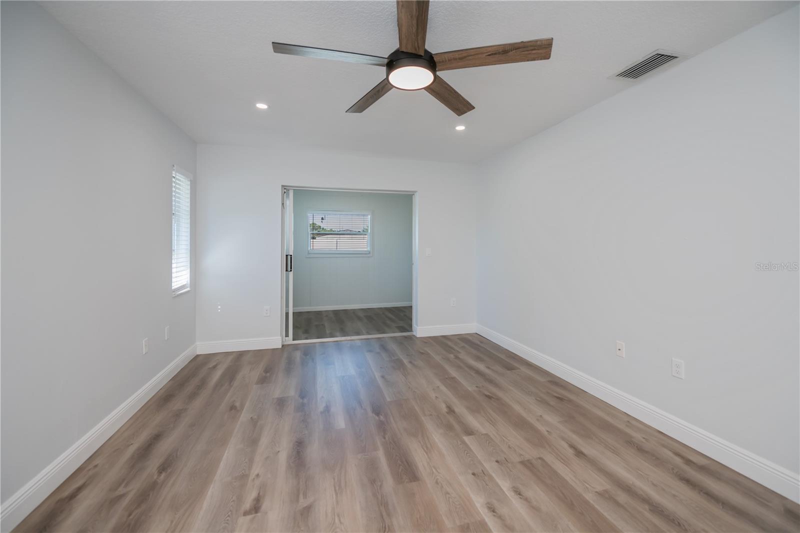 Image 23 of 76 For 7095 Beardsley Street