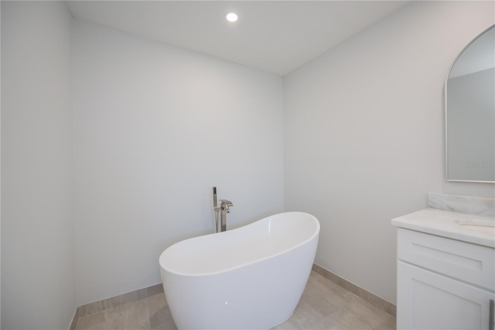 Image 29 of 76 For 7095 Beardsley Street