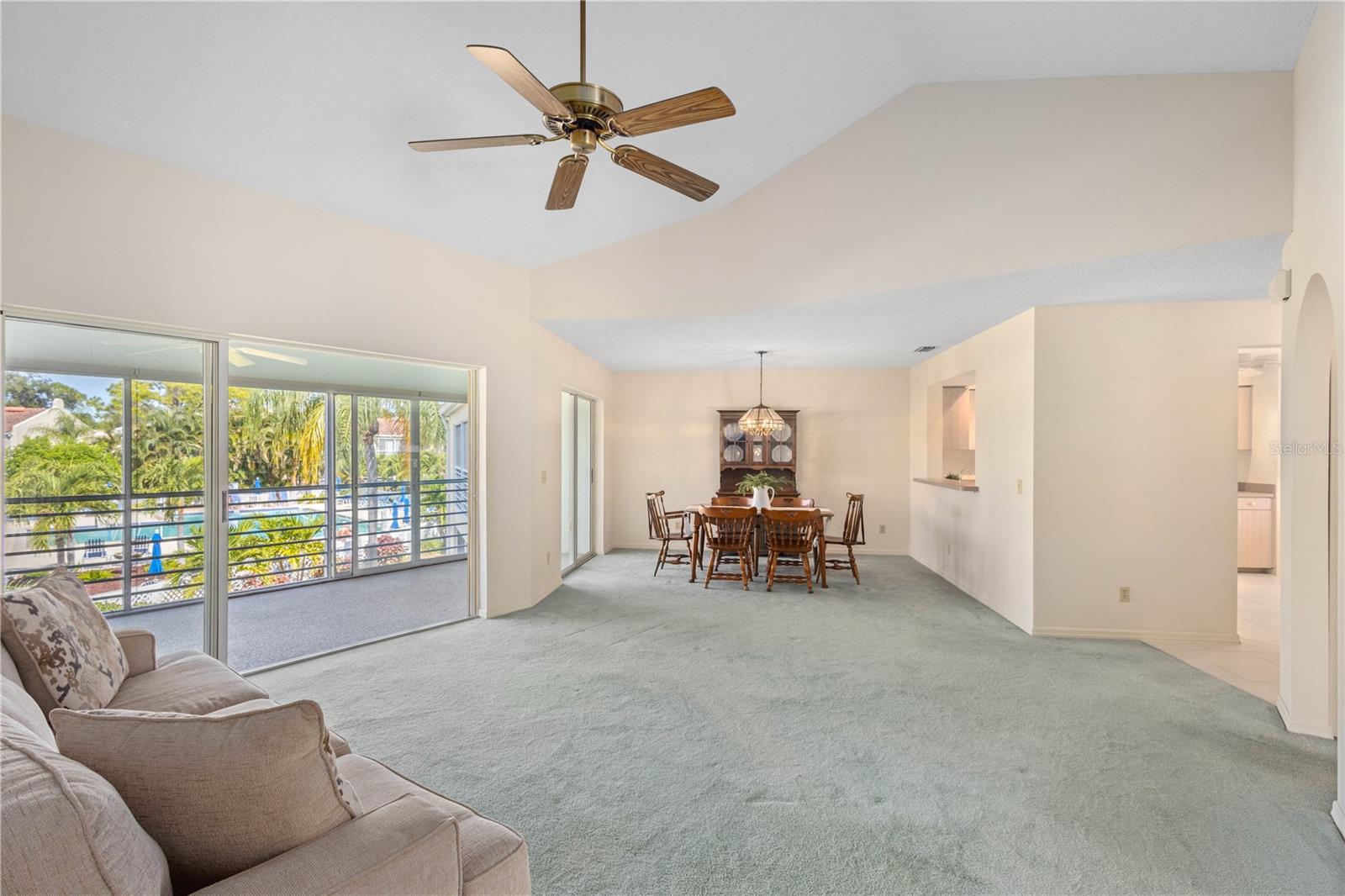 Image 11 of 35 For 6101 34th Street W 33g