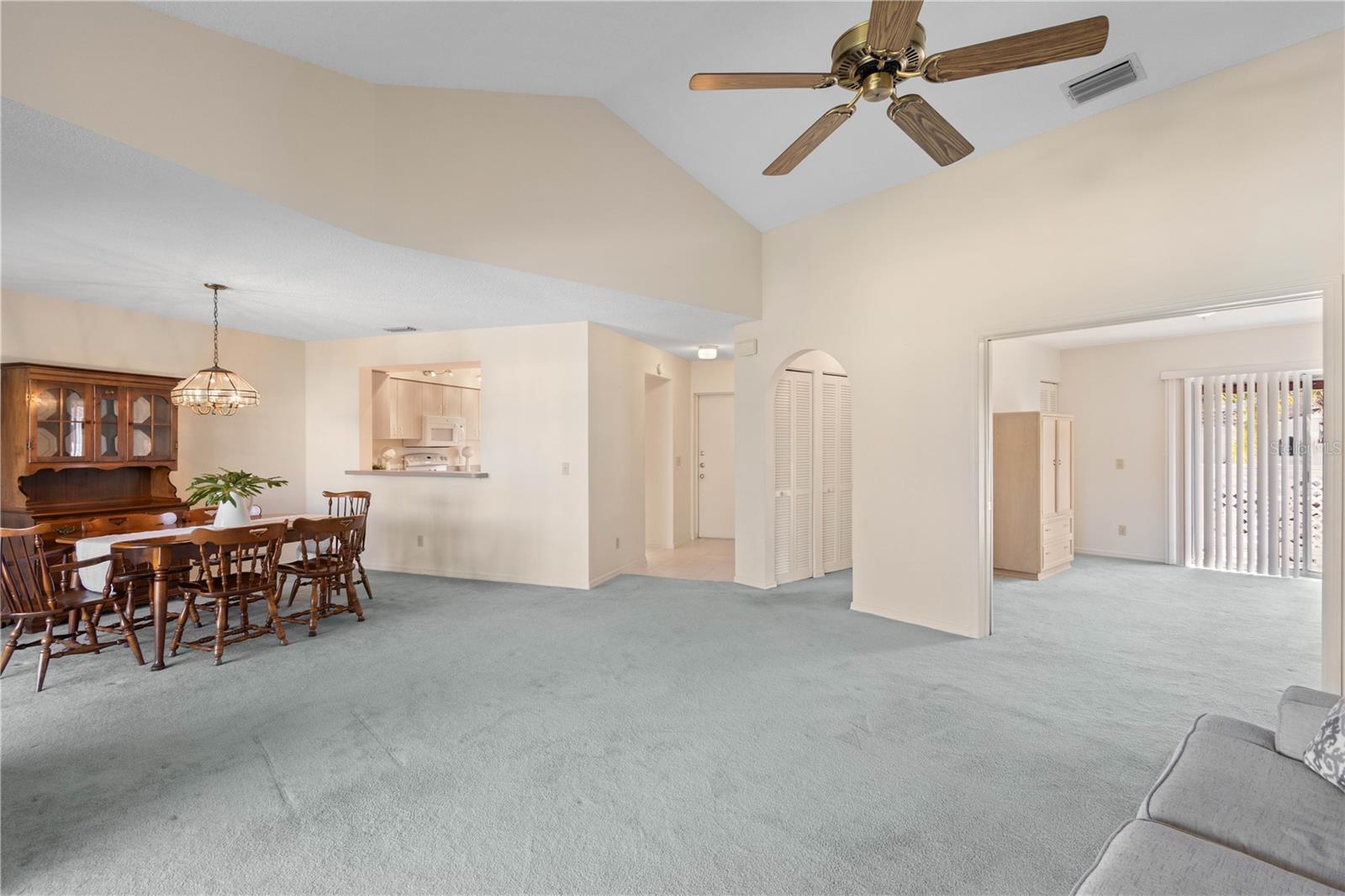 Image 12 of 35 For 6101 34th Street W 33g