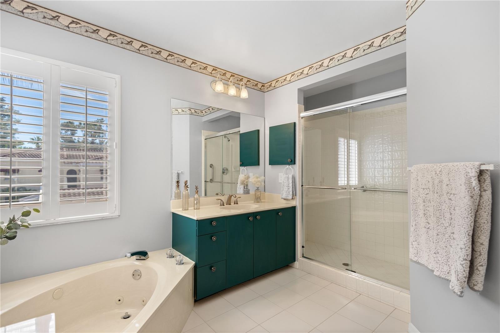 Image 17 of 35 For 6101 34th Street W 33g