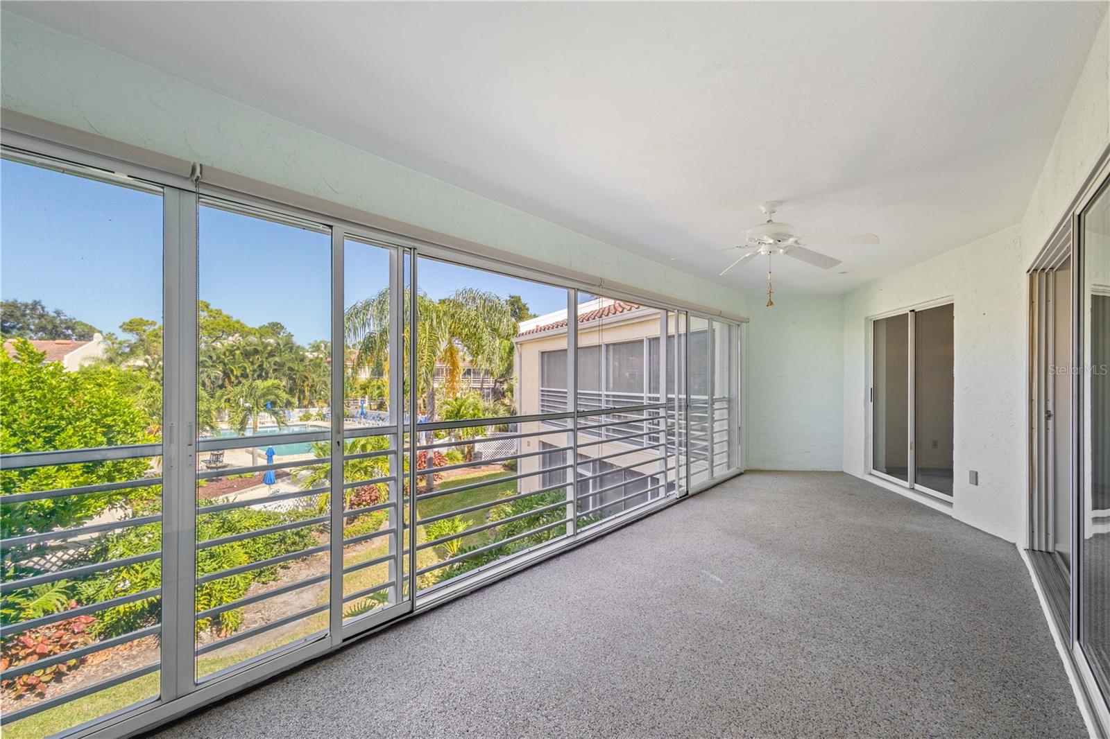 Image 7 of 35 For 6101 34th Street W 33g