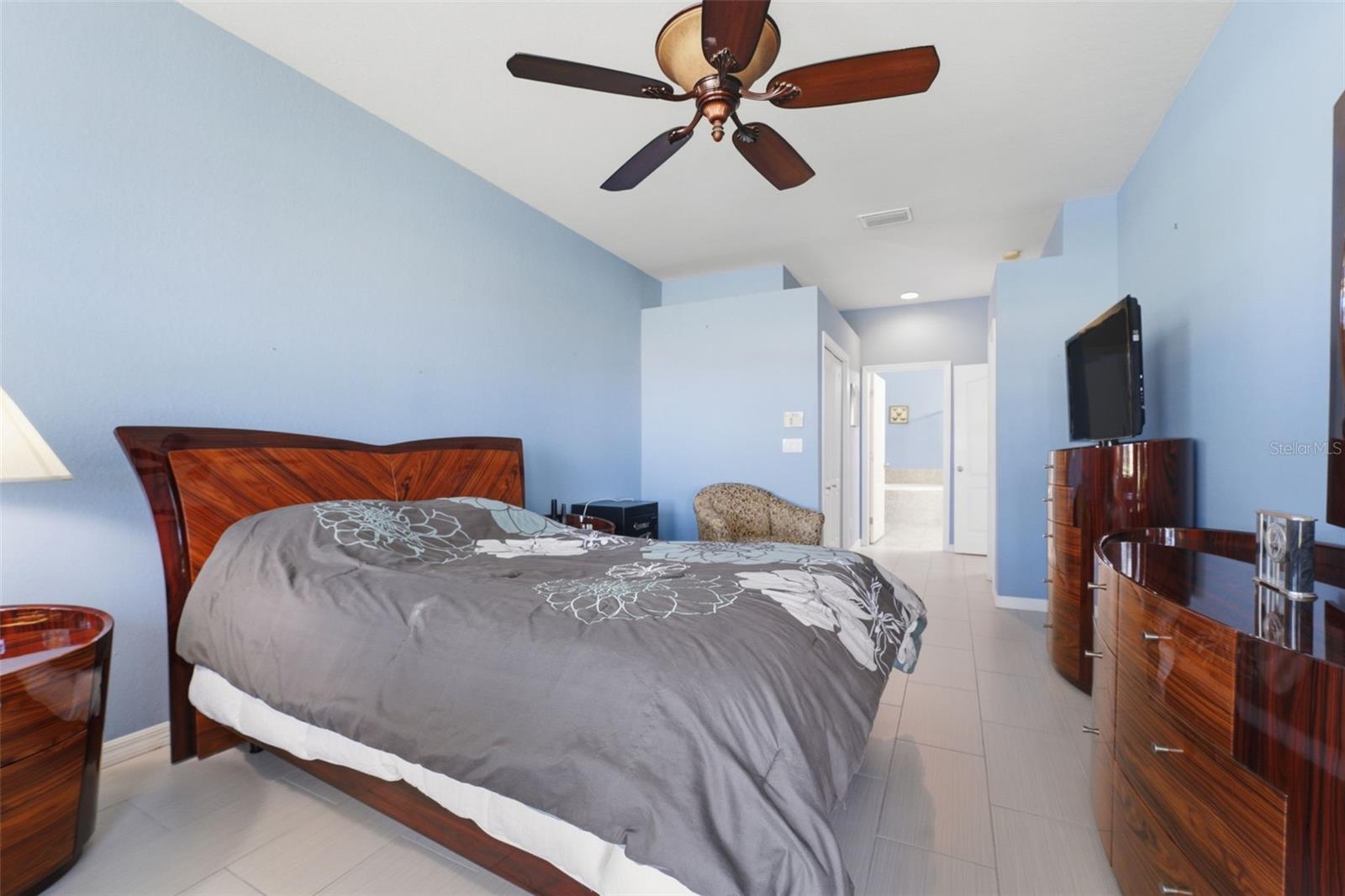 Image 13 of 35 For 6500 Talon Bay Drive