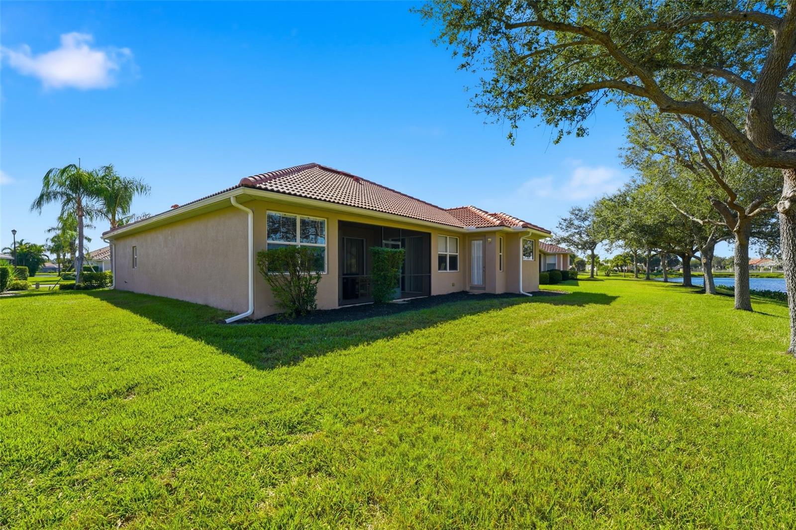 Image 23 of 35 For 6500 Talon Bay Drive