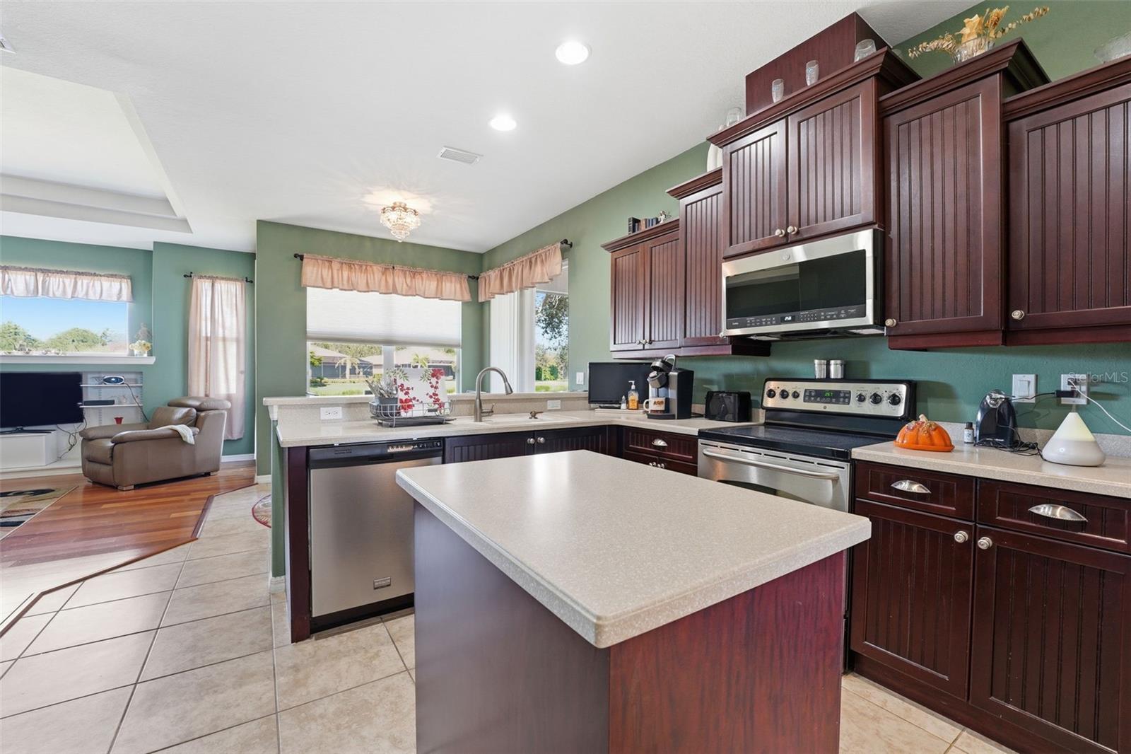 Image 6 of 35 For 6500 Talon Bay Drive