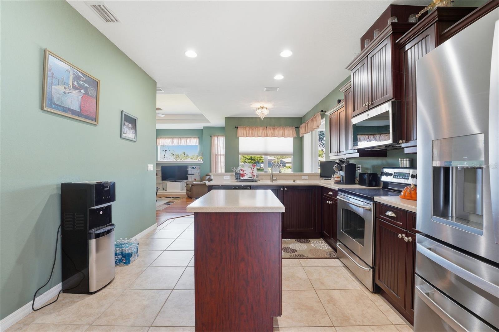 Image 7 of 35 For 6500 Talon Bay Drive