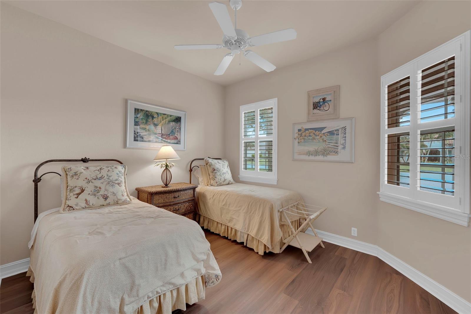 Image 22 of 37 For 3221 Orangetree Bend