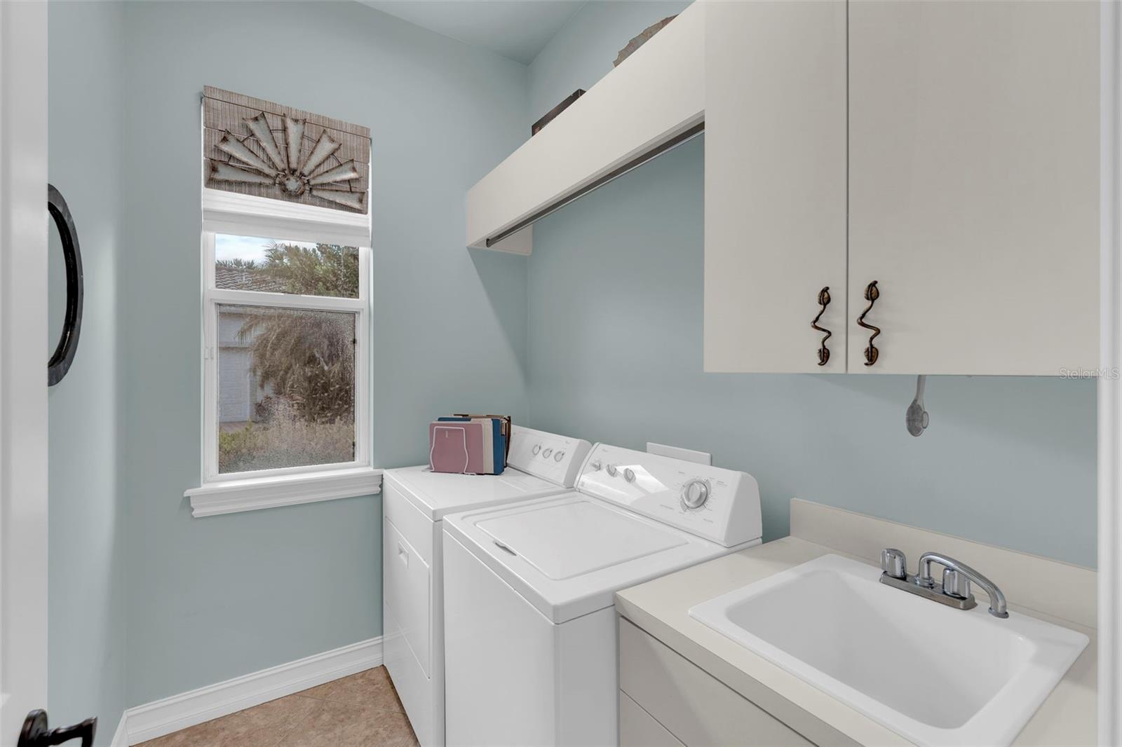 Image 33 of 37 For 3221 Orangetree Bend