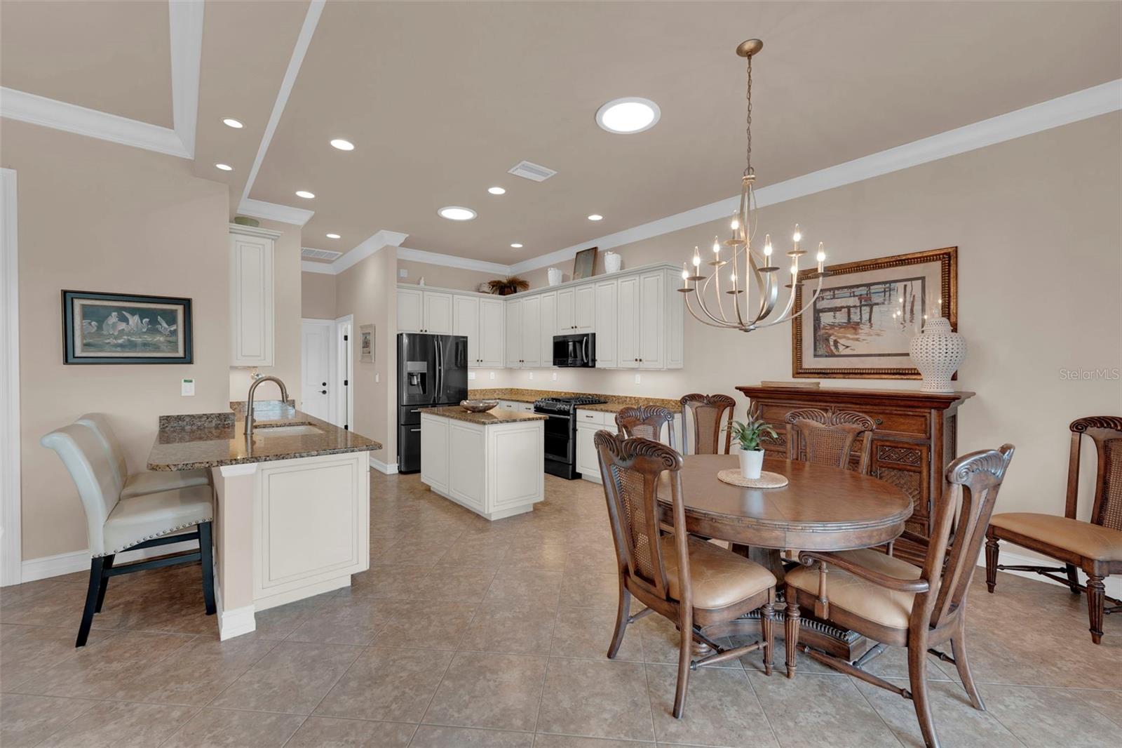 Image 9 of 37 For 3221 Orangetree Bend