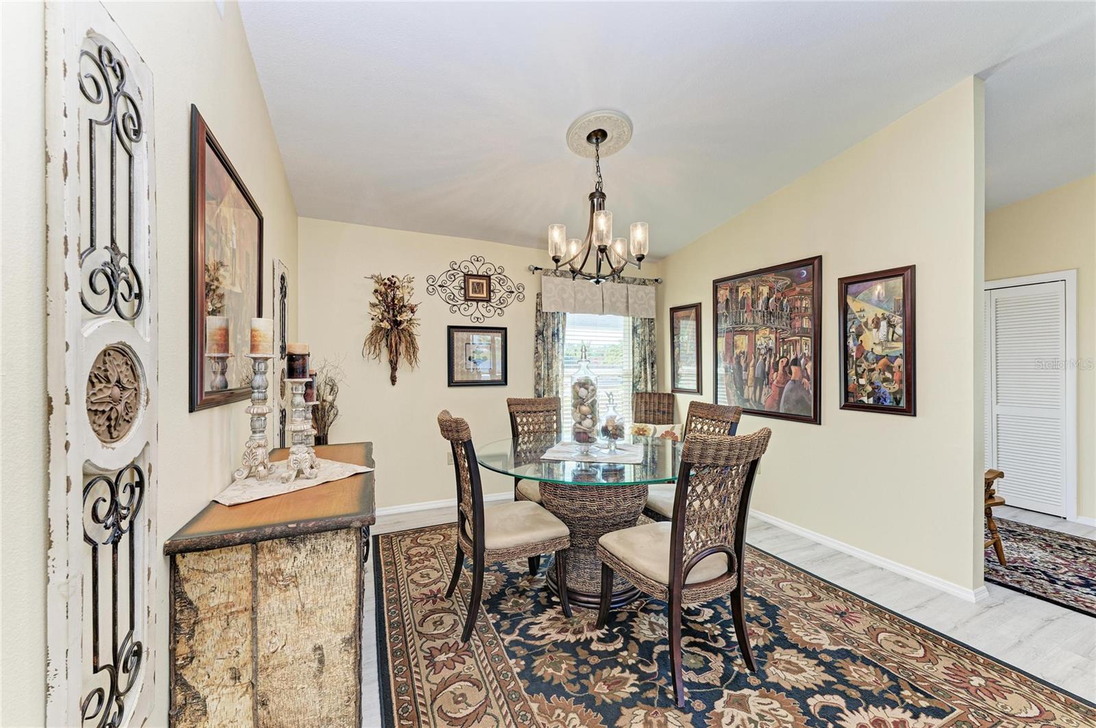 Image 14 of 58 For 11778 Dallas Drive N