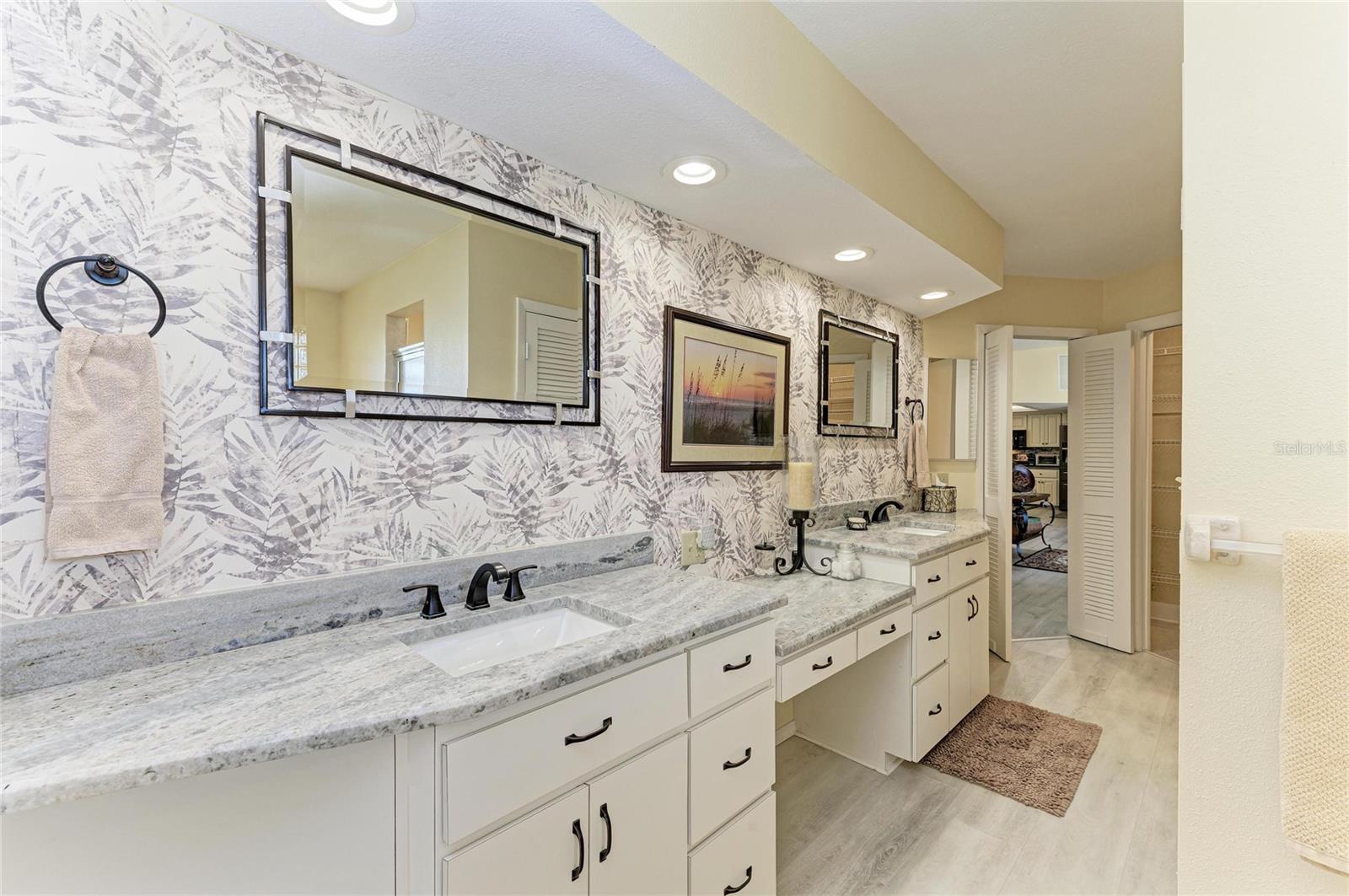 Image 27 of 58 For 11778 Dallas Drive N