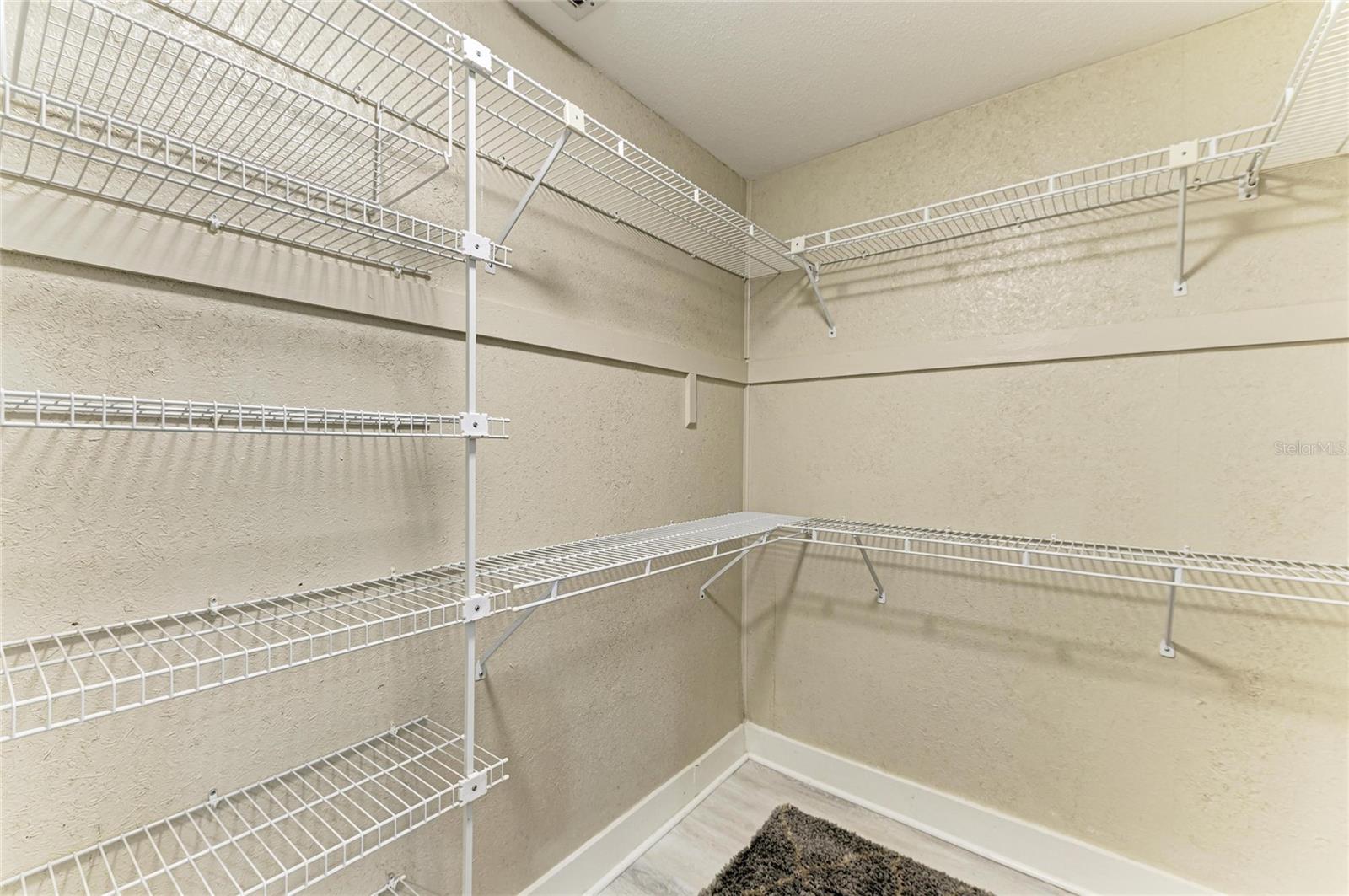 Image 31 of 58 For 11778 Dallas Drive N