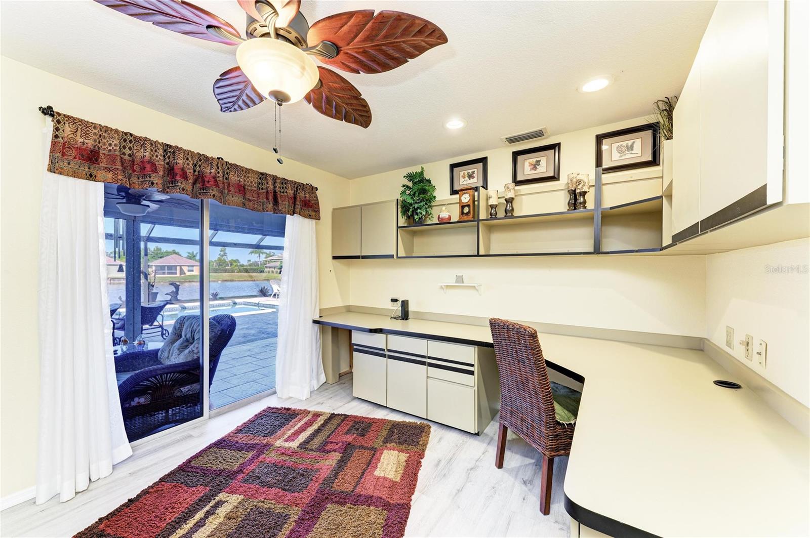 Image 33 of 58 For 11778 Dallas Drive N