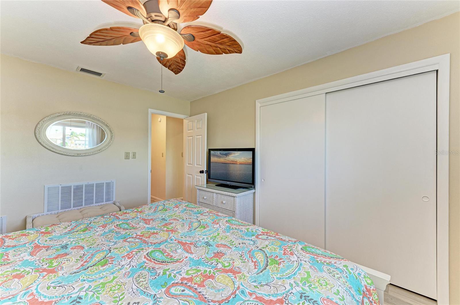 Image 36 of 58 For 11778 Dallas Drive N