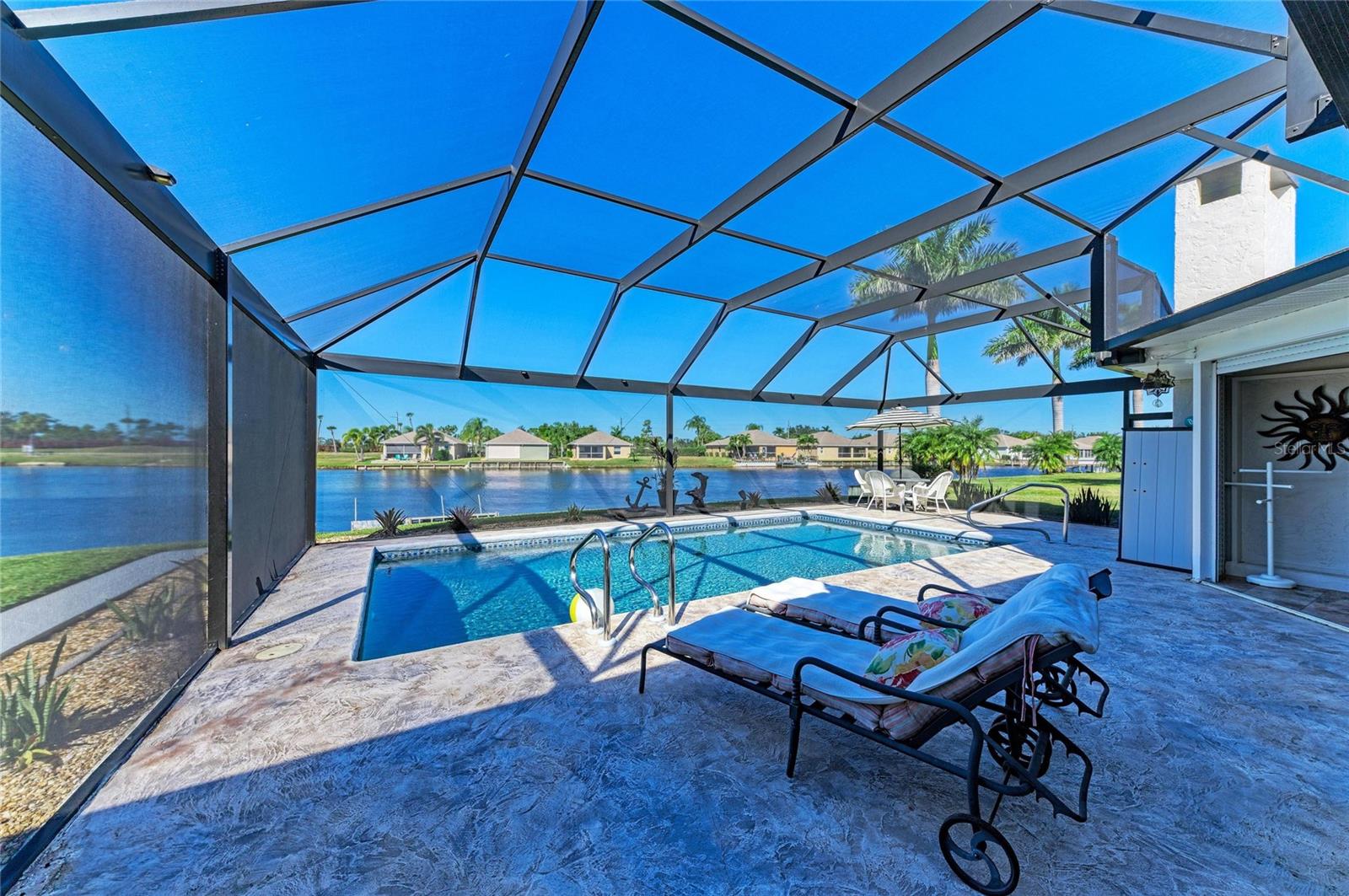 Image 46 of 58 For 11778 Dallas Drive N