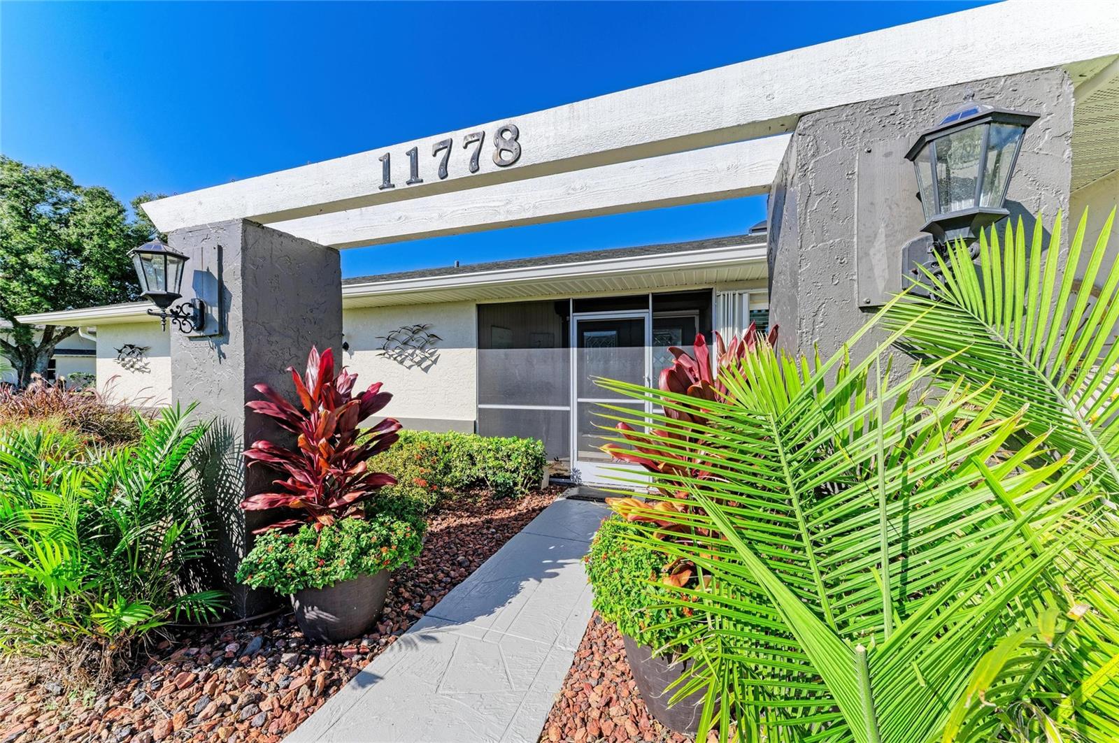 Image 7 of 58 For 11778 Dallas Drive N