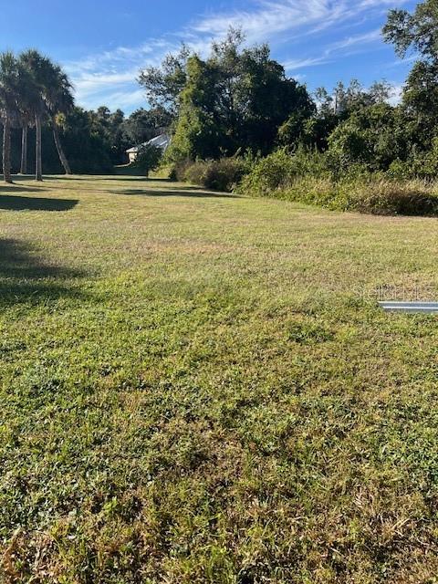 Image 24 of 25 For 2447 Jarvis Street