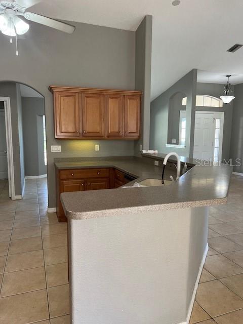 Image 6 of 25 For 2447 Jarvis Street