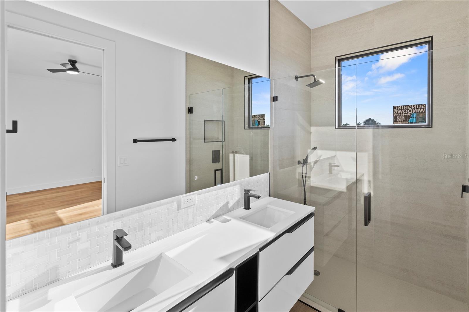 Image 19 of 30 For 3609 Bal Harbor Boulevard 1