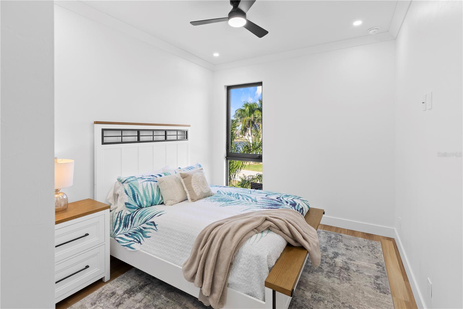 Image 21 of 30 For 3609 Bal Harbor Boulevard 1