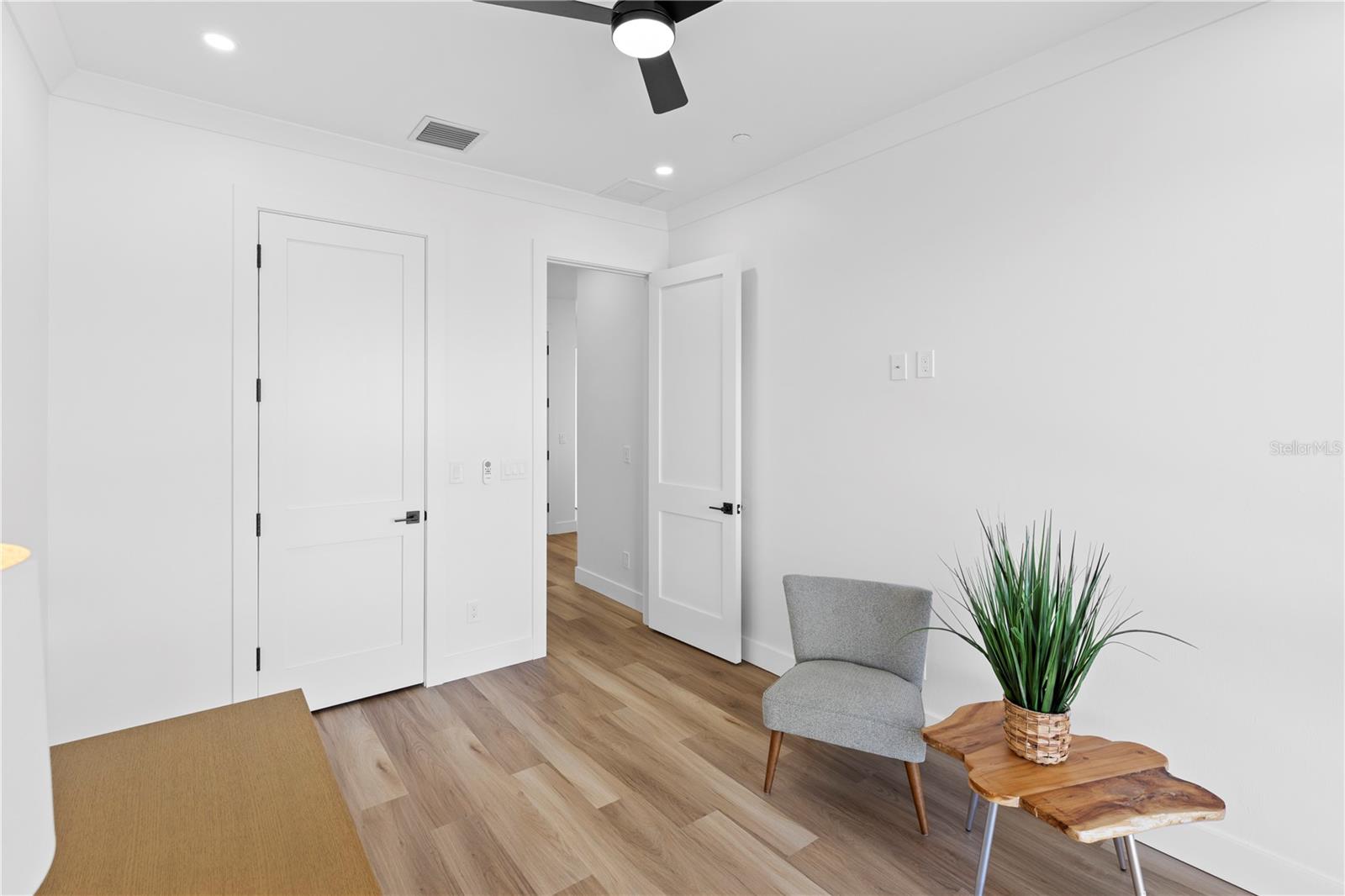 Image 27 of 30 For 3609 Bal Harbor Boulevard 1