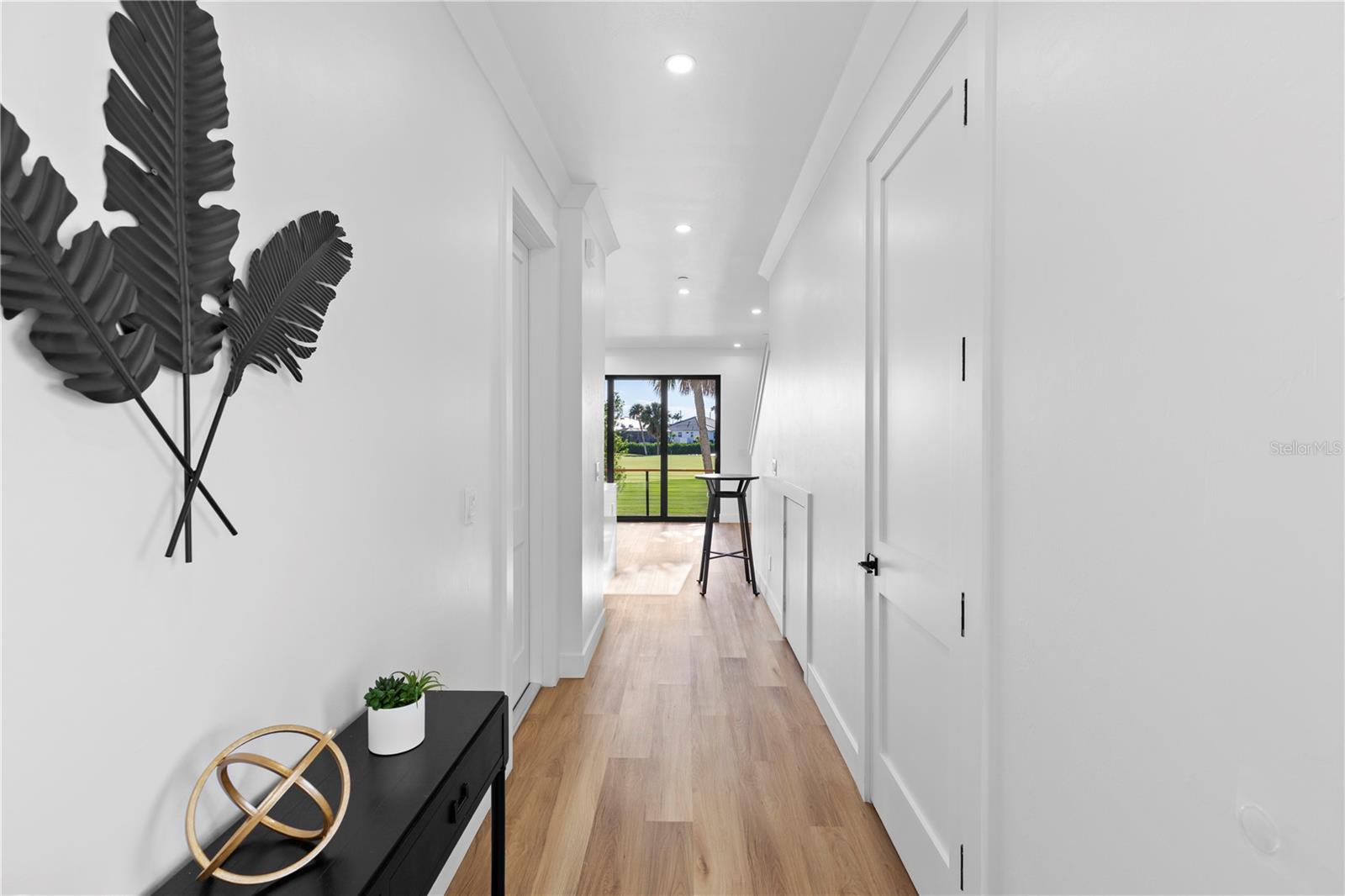 Image 4 of 30 For 3609 Bal Harbor Boulevard 1