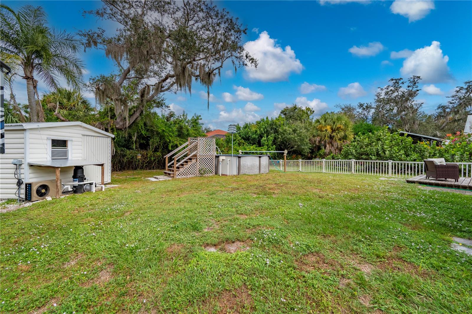 Image 35 of 43 For 1419 Amelia Avenue