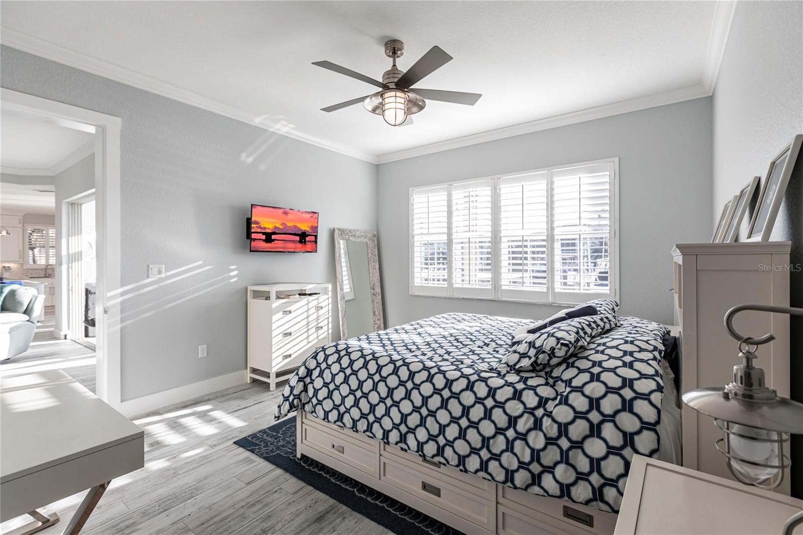 Image 14 of 40 For 141 Tropicana Drive 1111