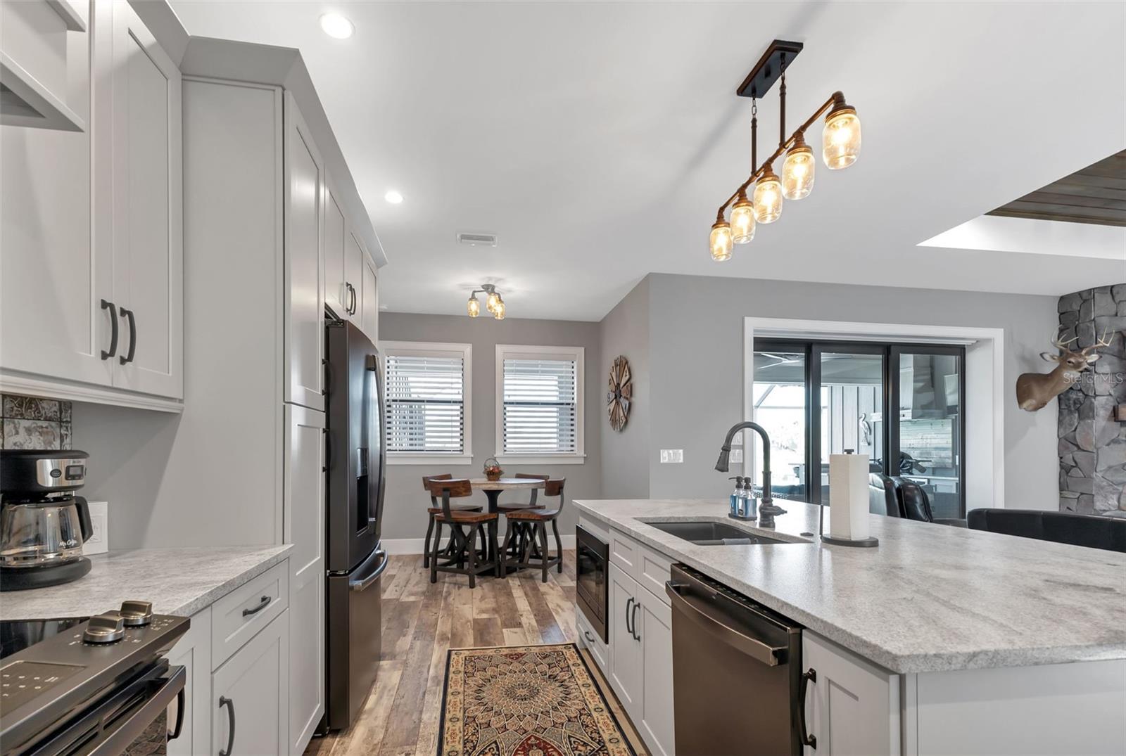 Image 11 of 65 For 15142 Altura Road