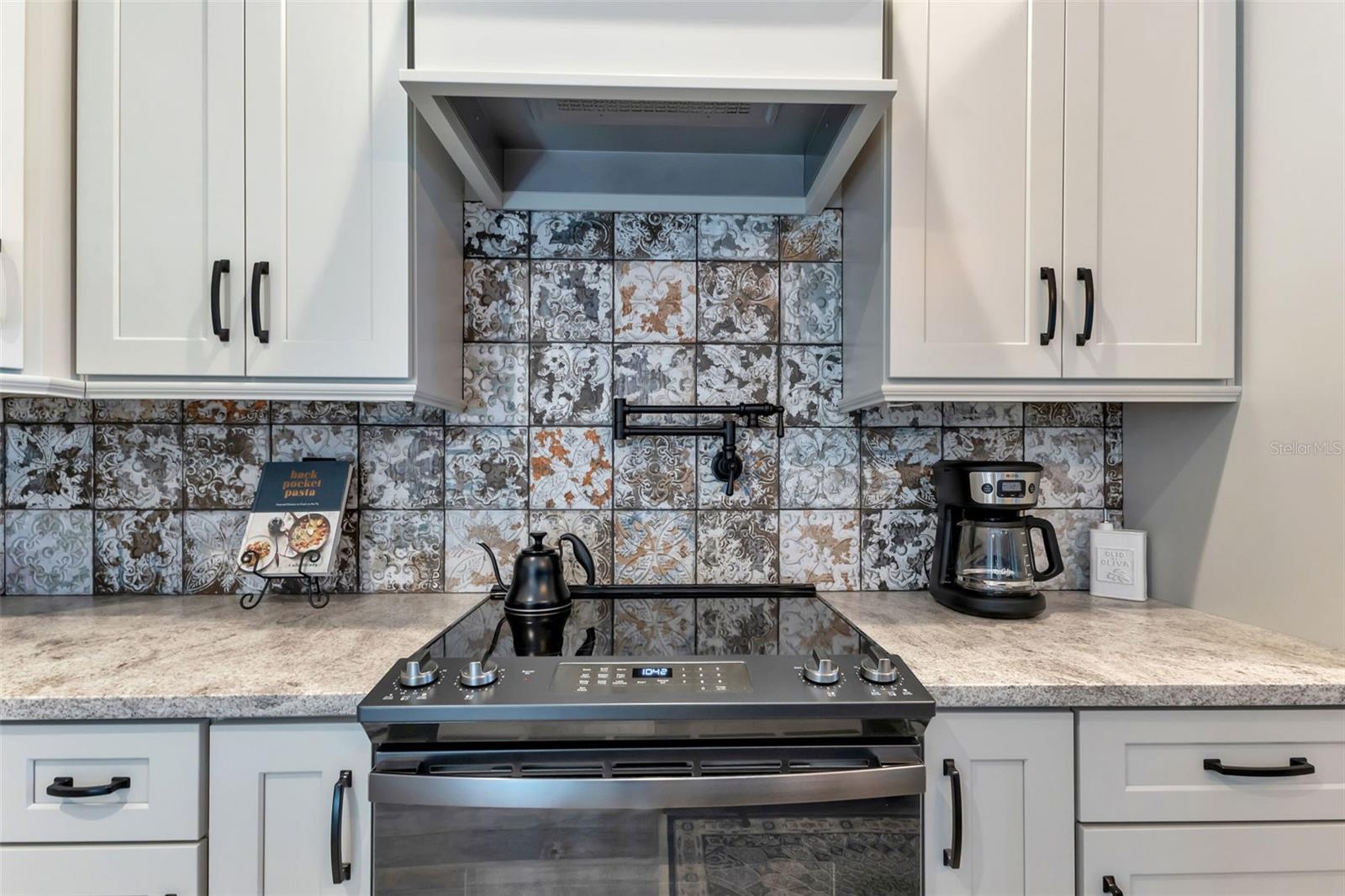 Image 12 of 65 For 15142 Altura Road