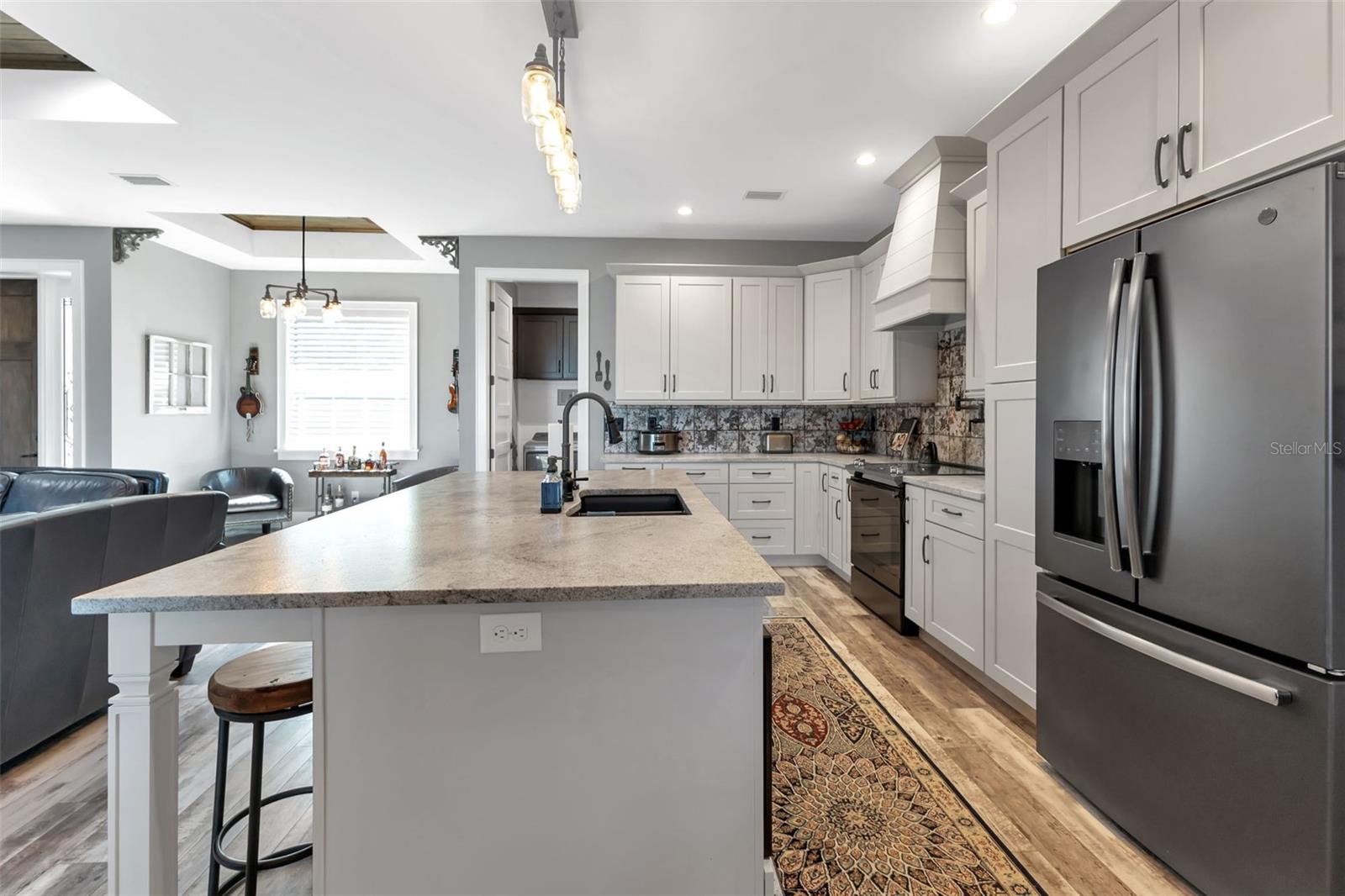 Image 13 of 65 For 15142 Altura Road