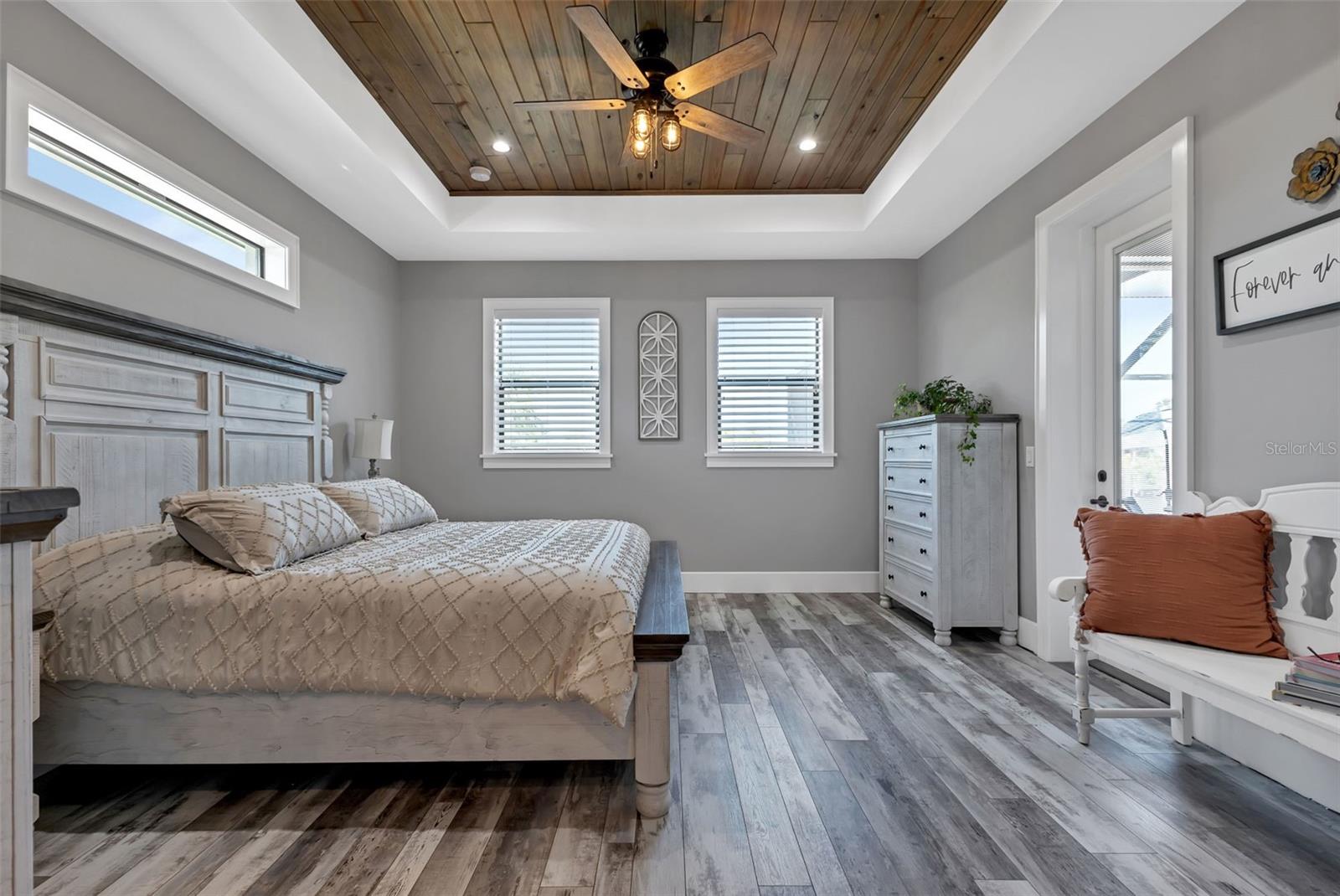 Image 18 of 65 For 15142 Altura Road