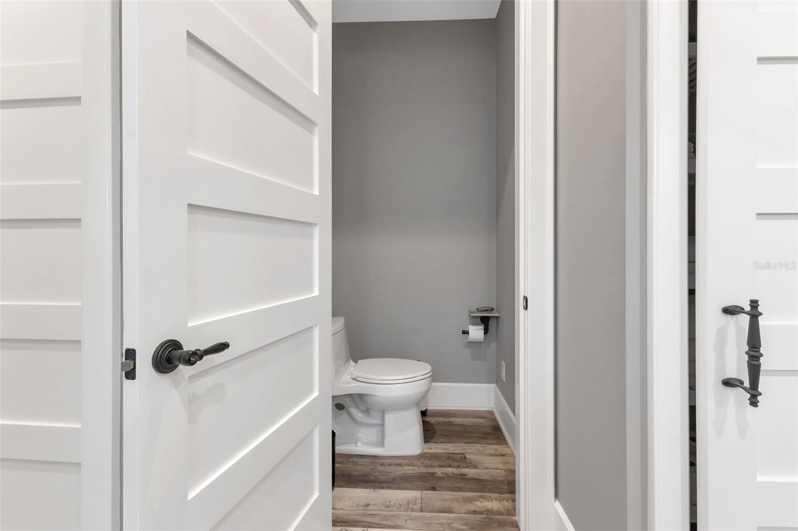 Image 21 of 65 For 15142 Altura Road