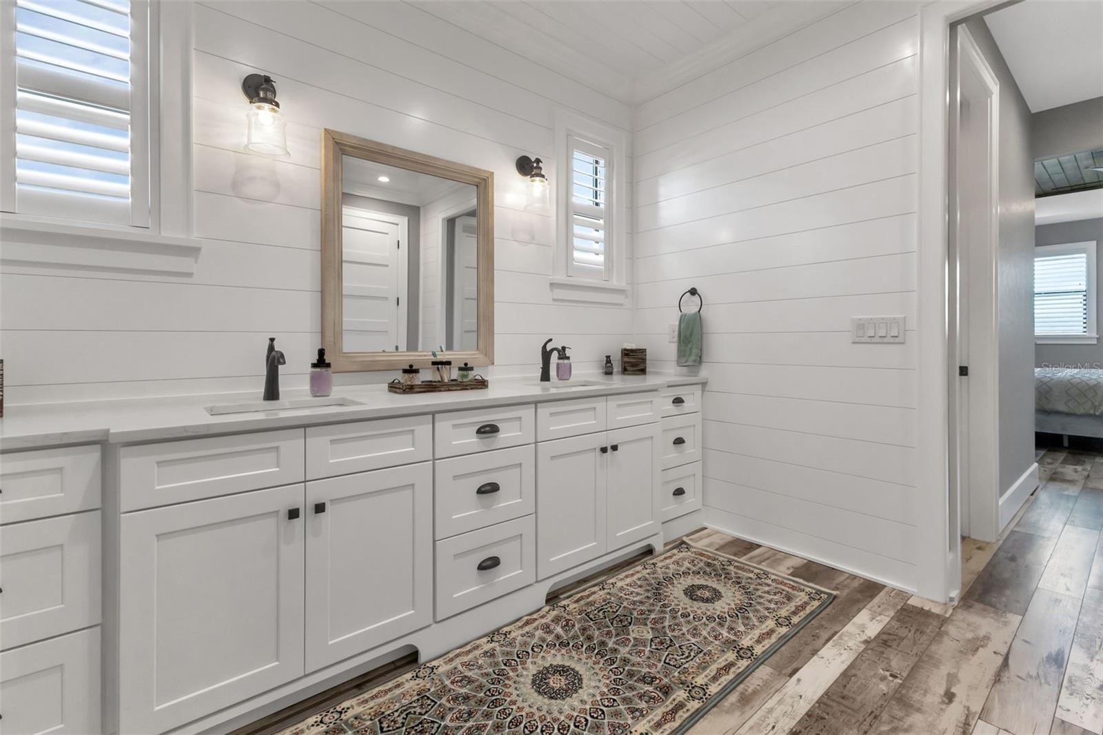 Image 23 of 65 For 15142 Altura Road