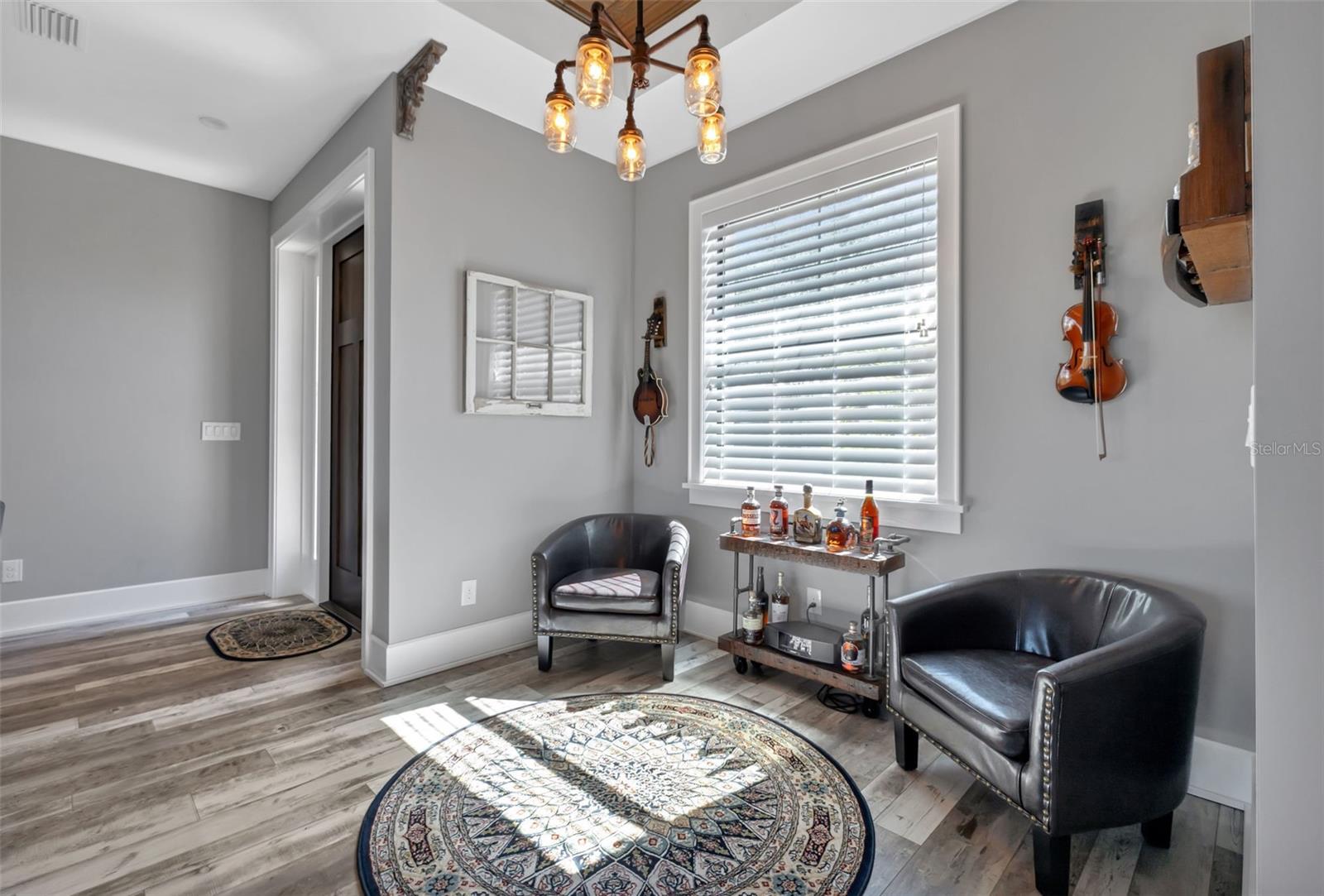 Image 31 of 65 For 15142 Altura Road